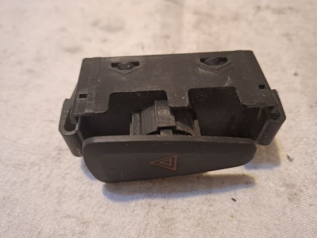 bontott RENAULT SCÉNIC III Vészvillogó Kapcsoló