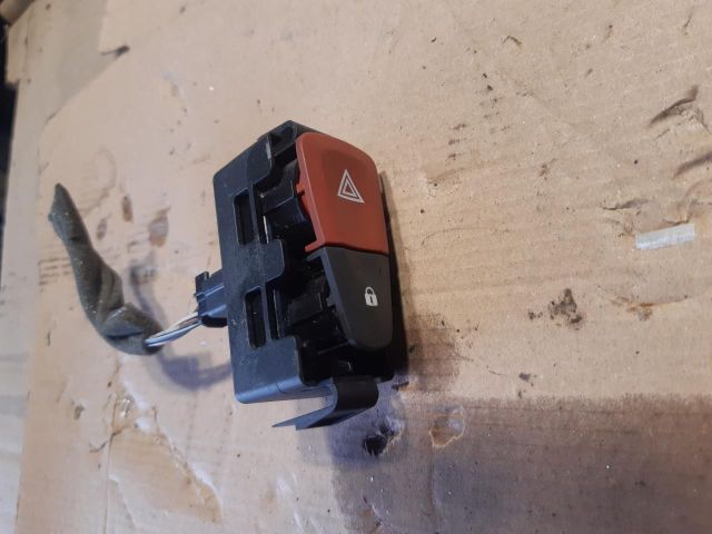 bontott RENAULT SCÉNIC III Vészvillogó Kapcsoló