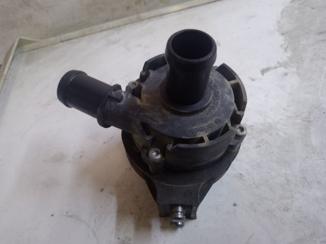 bontott RENAULT SCÉNIC IV Vízpumpa