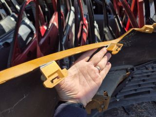 bontott RENAULT SCÉNIC IV Első Lökhárító (Üresen)