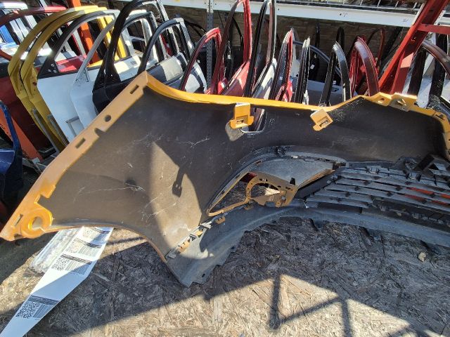 bontott RENAULT SCÉNIC IV Első Lökhárító (Üresen)