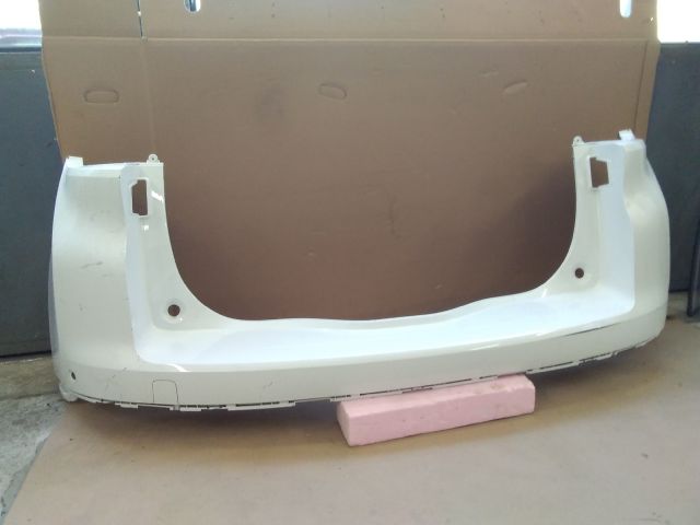 bontott RENAULT SCÉNIC IV Hátsó Lökhárító (Üresen)