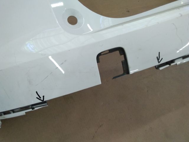 bontott RENAULT SCÉNIC IV Hátsó Lökhárító (Üresen)