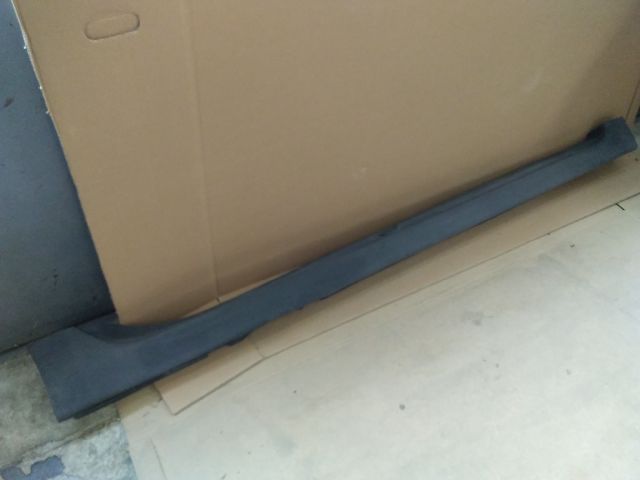 bontott RENAULT SCÉNIC IV Jobb Küszöb Légterelő