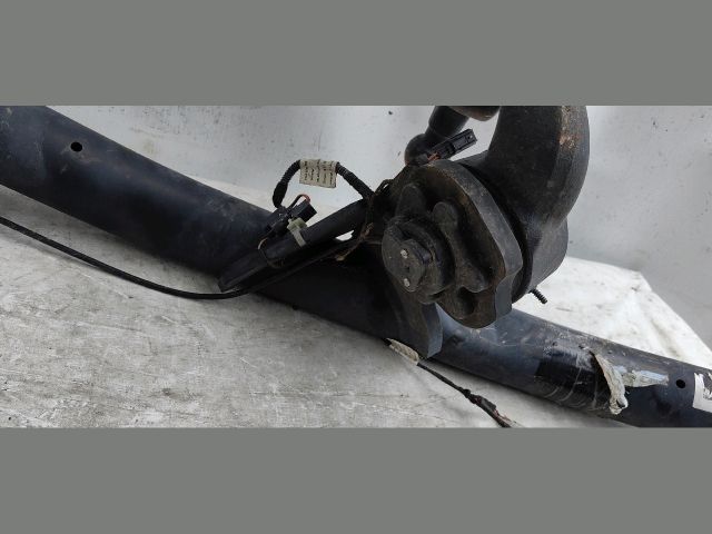 bontott RENAULT SCÉNIC IV Vonóhorog