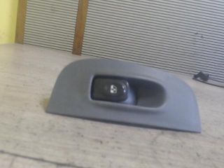 bontott RENAULT SUPER Jobb első Ablakemelő Kapcsoló