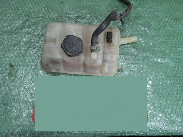 bontott RENAULT TALISMAN Kiegyenlítő Tartály