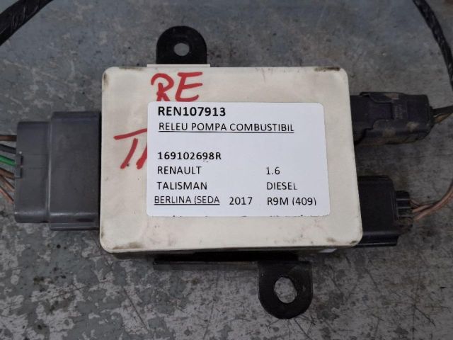bontott RENAULT TALISMAN Üzemanyag Szivattyú Relé