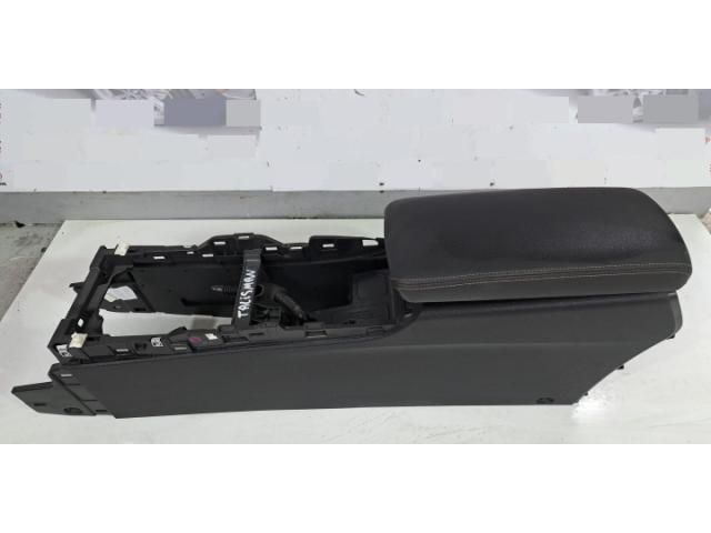 bontott RENAULT TALISMAN Könyöklő