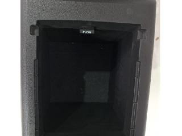 bontott RENAULT TALISMAN Könyöklő