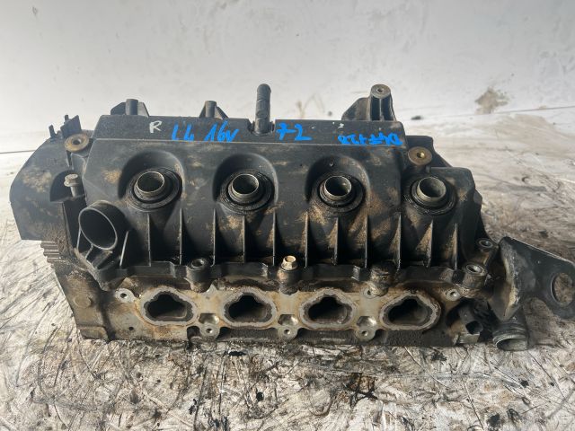 bontott RENAULT THALIA Hengerfej