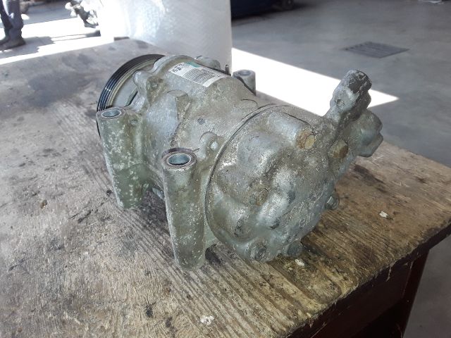 bontott RENAULT THALIA Klímakompresszor