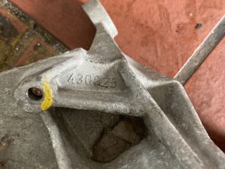 bontott RENAULT THALIA Motor Tartó Bak (Fém)