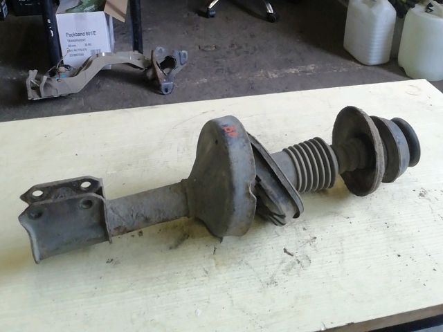 bontott RENAULT THALIA Bal első Gólyaláb (Lengécsillapító, Rugó)