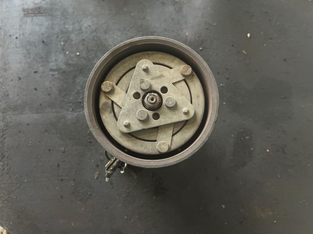 bontott RENAULT THALIA Klímakompresszor