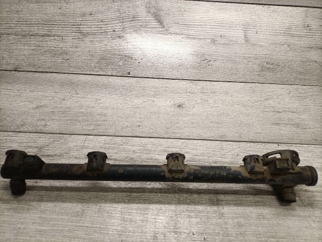 bontott RENAULT THALIA Porlasztó Sor / Híd