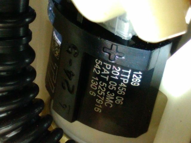 bontott RENAULT THALIA Üzemanyag Szivattyú