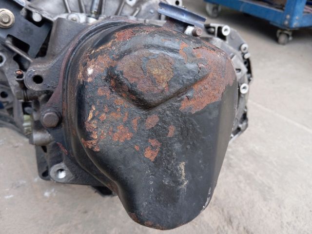 bontott RENAULT THALIA Váltó (Mechanikus)