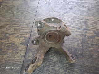 bontott RENAULT THALIA Bal első Csonkállvány Kerékaggyal