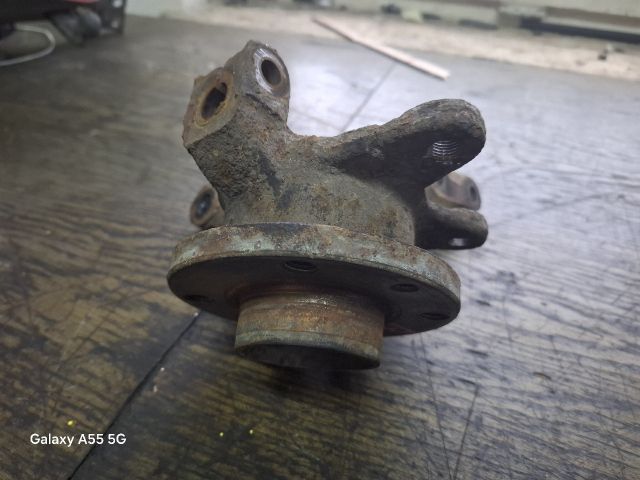 bontott RENAULT THALIA Bal első Csonkállvány Kerékaggyal