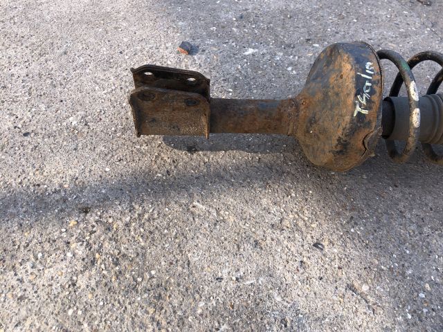 bontott RENAULT THALIA Bal első Gólyaláb (Lengécsillapító, Rugó)