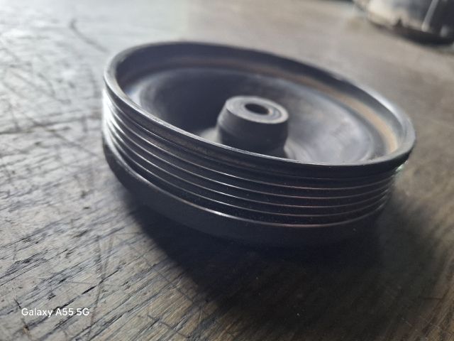 bontott RENAULT THALIA Főtengely Szíjtárcsa