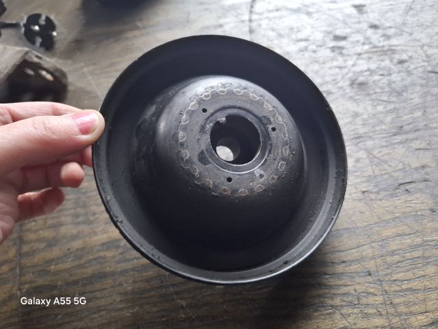 bontott RENAULT THALIA Főtengely Szíjtárcsa