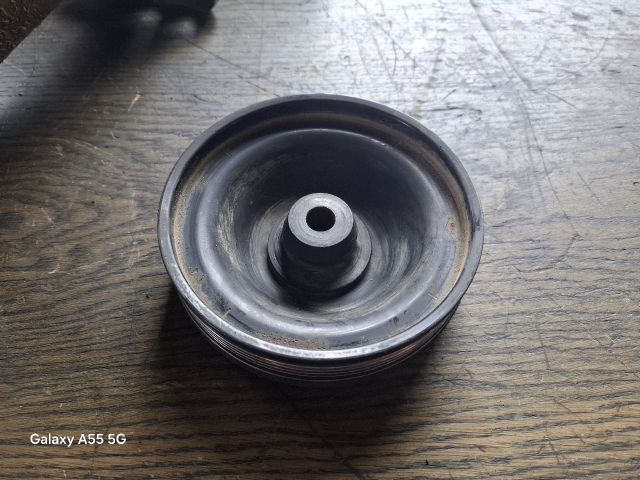 bontott RENAULT THALIA Főtengely Szíjtárcsa