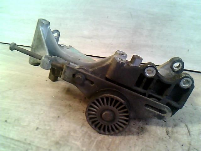 bontott RENAULT THALIA Generátor Tartó Bak