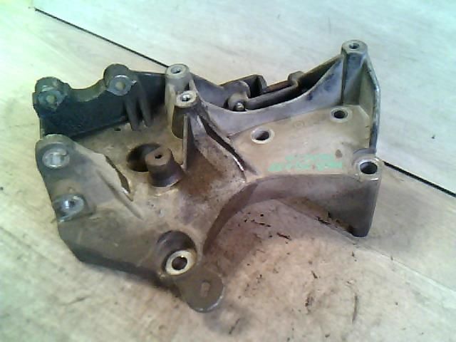 bontott RENAULT THALIA Generátor Tartó Bak