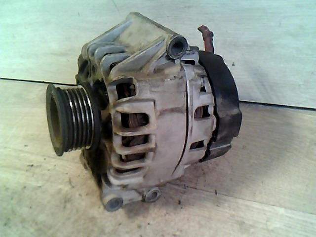 bontott RENAULT THALIA Generátor