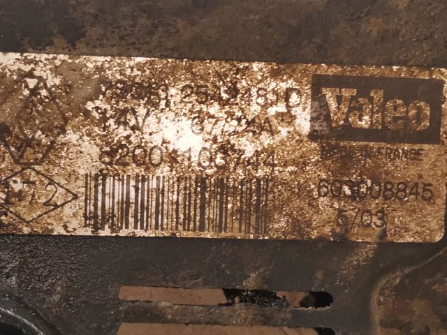 bontott RENAULT THALIA Generátor