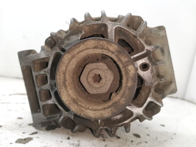 bontott RENAULT THALIA Generátor