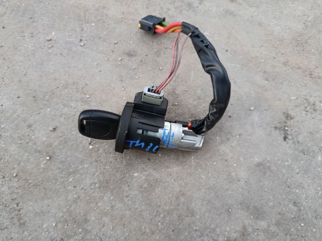 bontott RENAULT THALIA Gyújtáskapcsoló