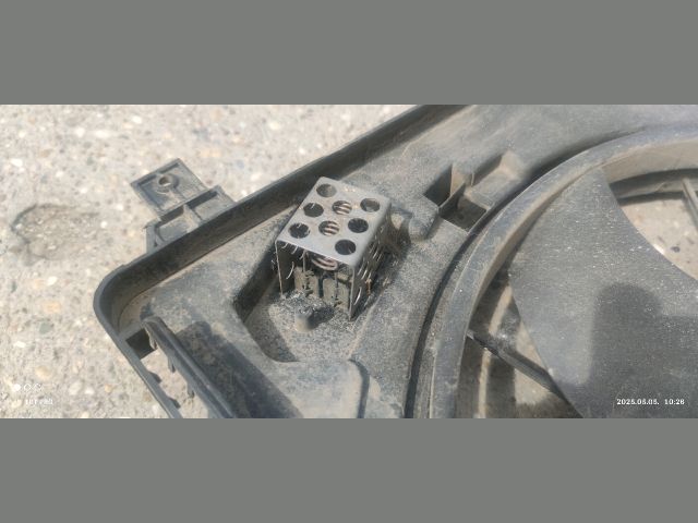 bontott RENAULT THALIA Hűtőventilátor