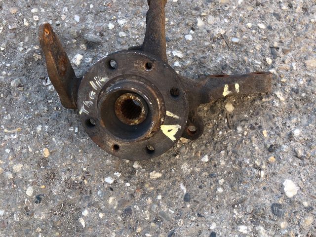 bontott RENAULT THALIA Jobb első Csonkállvány Kerékaggyal