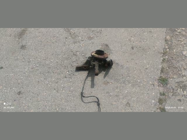 bontott RENAULT THALIA Jobb első Csonkállvány Kerékaggyal