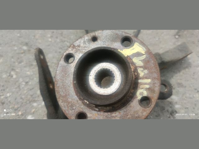 bontott RENAULT THALIA Jobb első Csonkállvány Kerékaggyal