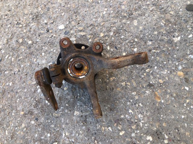 bontott RENAULT THALIA Jobb első Csonkállvány Kerékaggyal