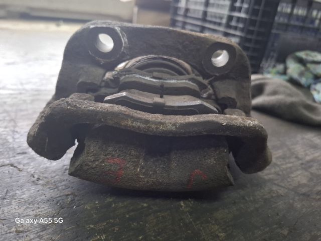 bontott RENAULT THALIA Jobb első Féknyereg Munkahengerrel