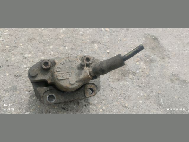 bontott RENAULT THALIA Jobb első Féknyereg Munkahengerrel