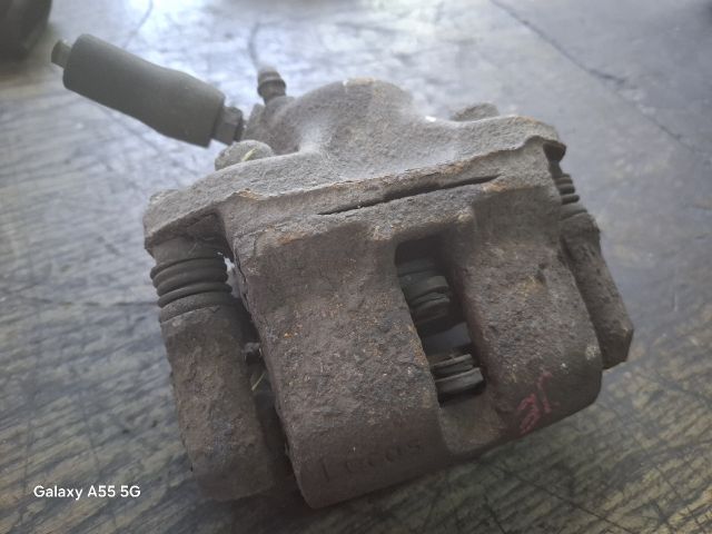 bontott RENAULT THALIA Jobb első Féknyereg Munkahengerrel