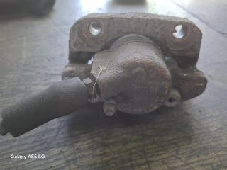 bontott RENAULT THALIA Jobb első Féknyereg Munkahengerrel