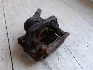 bontott RENAULT THALIA Jobb első Féknyereg Munkahengerrel