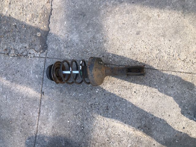 bontott RENAULT THALIA Jobb első Gólyaláb (Lengécsillapító, Rugó)