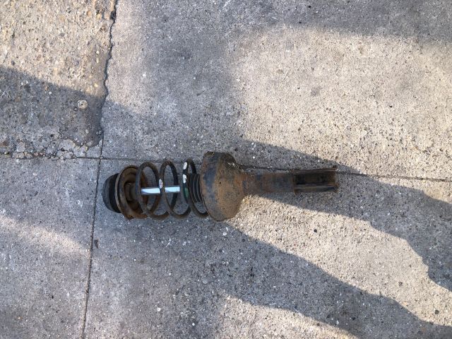 bontott RENAULT THALIA Jobb első Gólyaláb (Lengécsillapító, Rugó)