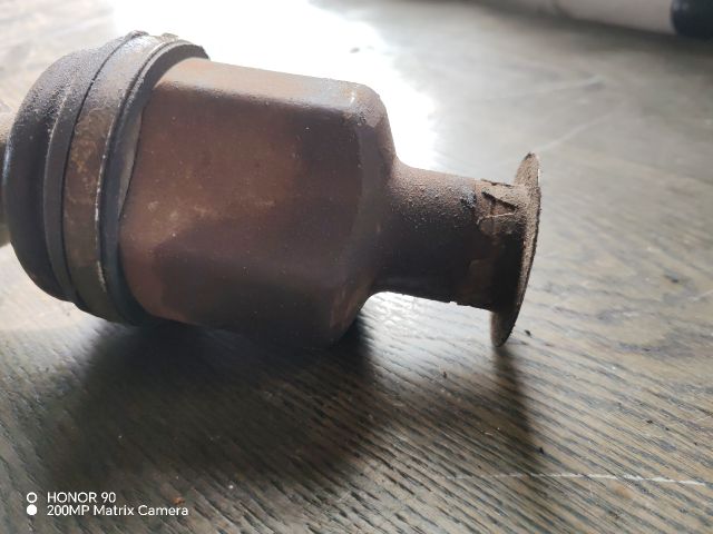 bontott RENAULT THALIA Jobb Féltengely