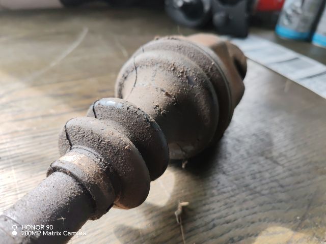 bontott RENAULT THALIA Jobb Féltengely