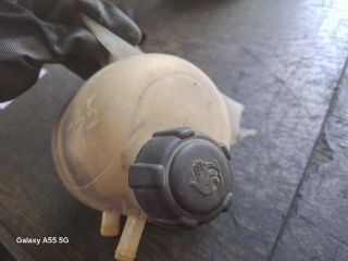 bontott RENAULT THALIA Kiegyenlítő Tartály