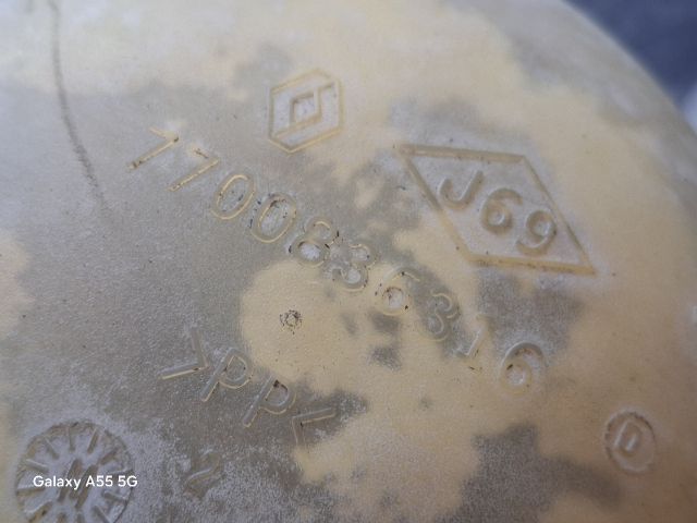 bontott RENAULT THALIA Kiegyenlítő Tartály